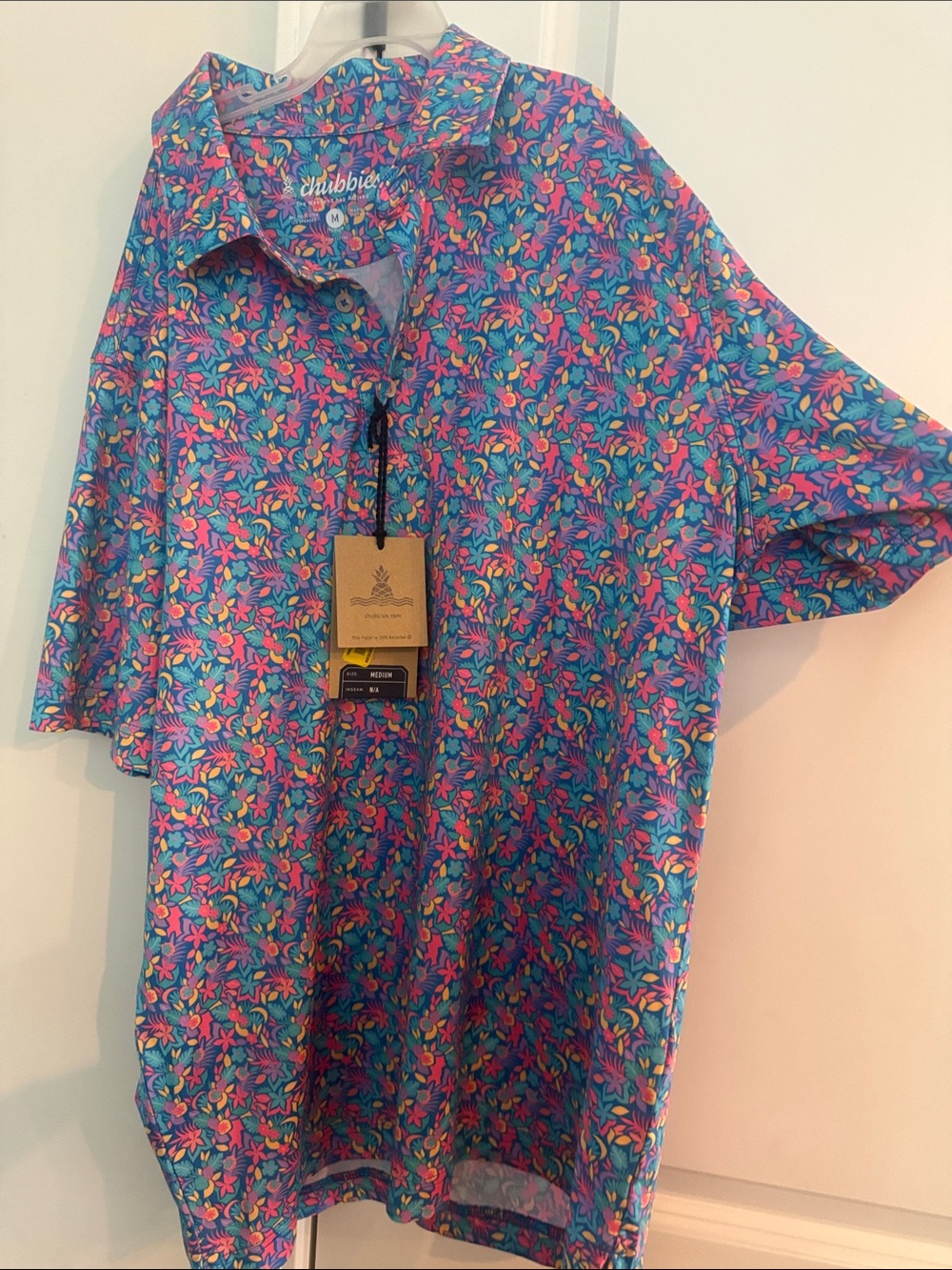NWT- chubbies Floral Short Sleeve Button-Down Shirt - Blue, Pink, Teal